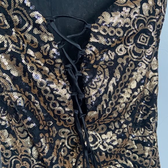 New Sequin party dress - Picture 8 of 10